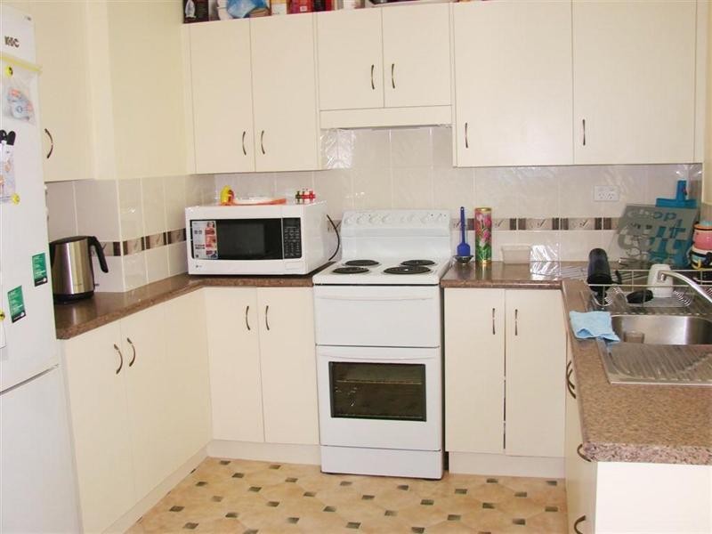 11 Sydney King Close, Gracemere QLD 4702