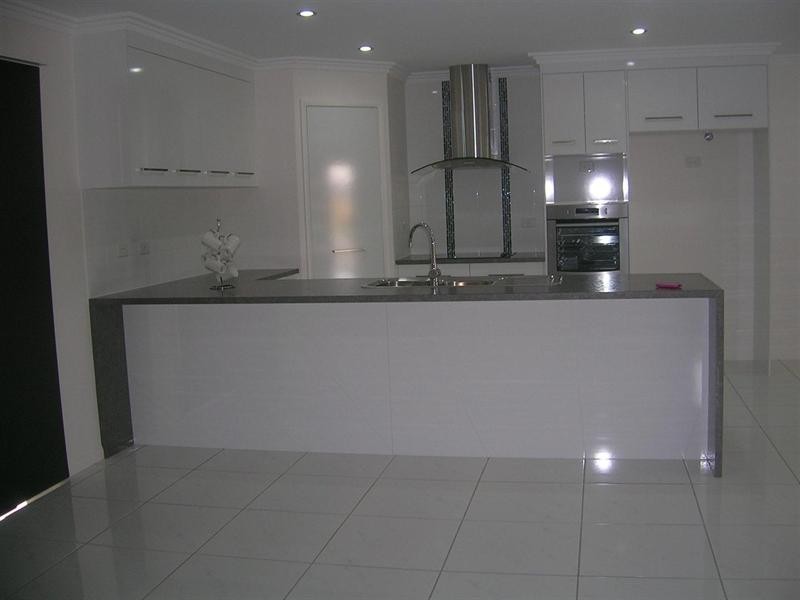 4 Thomas Street, Gracemere QLD 4702