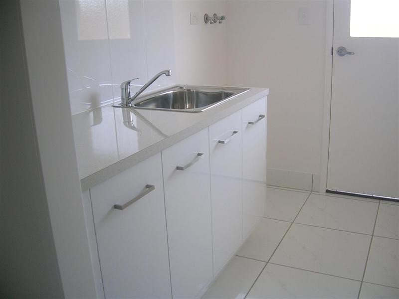 4 Thomas Street, Gracemere QLD 4702