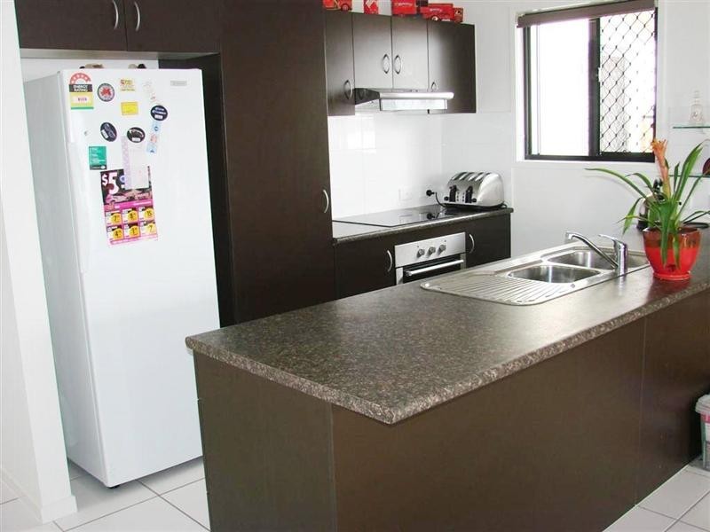 14 Angela Court, Gracemere QLD 4702