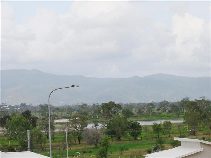 14 Angela Court, Gracemere QLD 4702