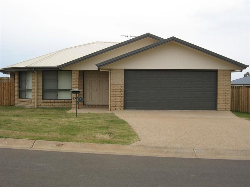 3 Riley Drive, Gracemere QLD 4702