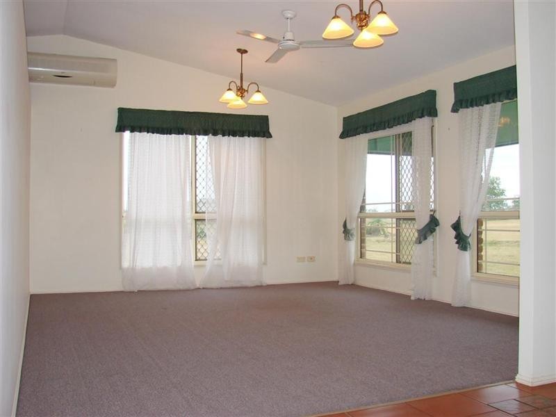 9 Murphy Road, Kabra QLD 4702