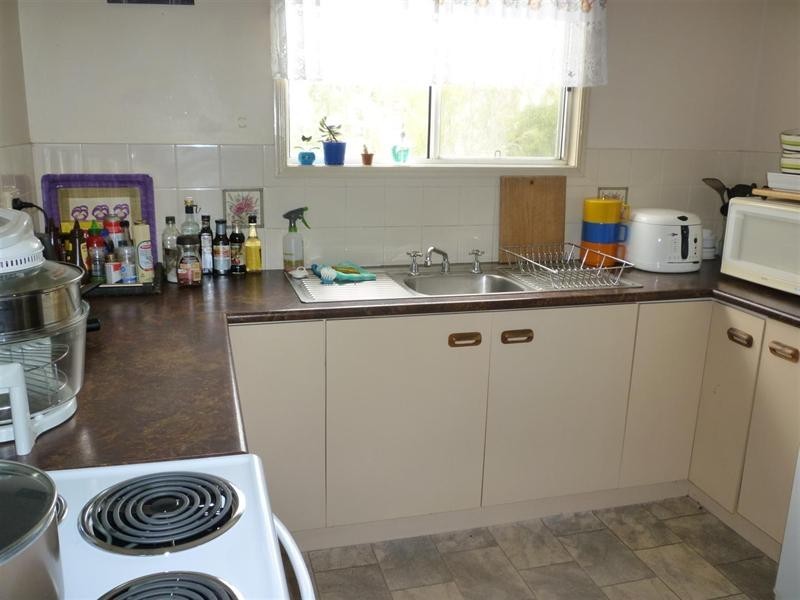 6 Schimer Close, Gracemere QLD 4702