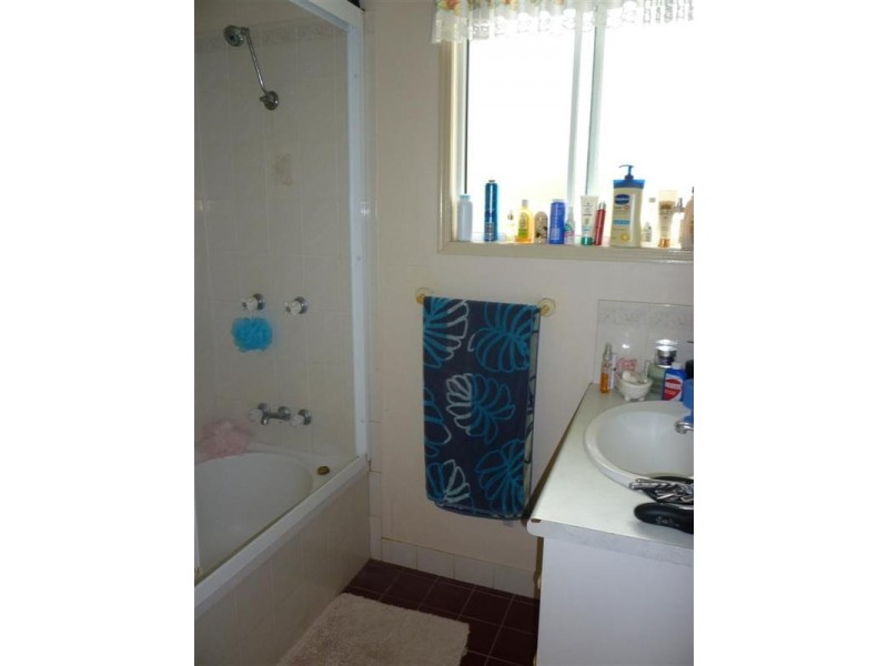 6 Schimer Close, Gracemere QLD 4702