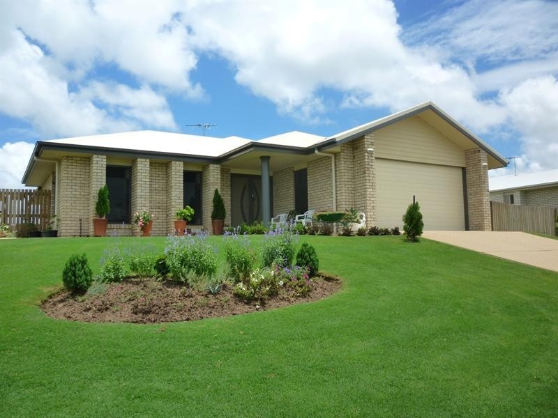 25 Tawarra Crescent, Gracemere QLD 4702