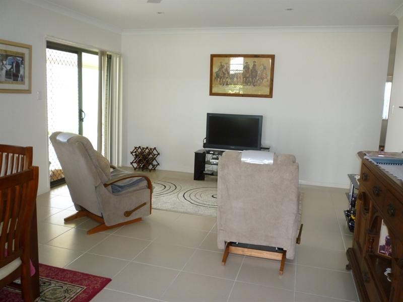 25 Tawarra Crescent, Gracemere QLD 4702