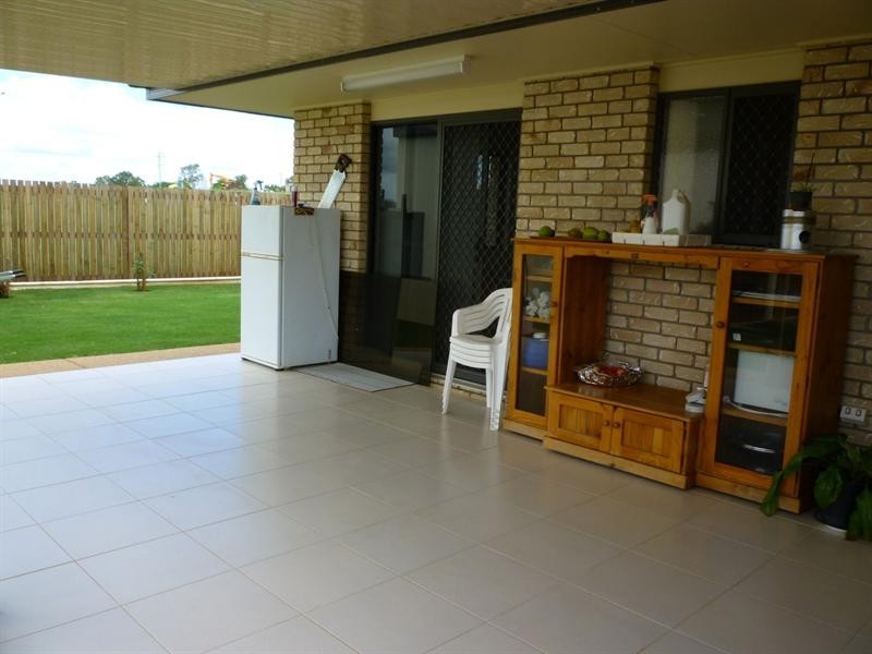 25 Tawarra Crescent, Gracemere QLD 4702