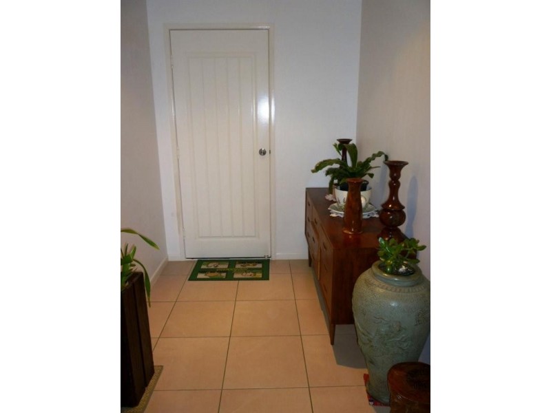 18 Jamie Street, Gracemere QLD 4702