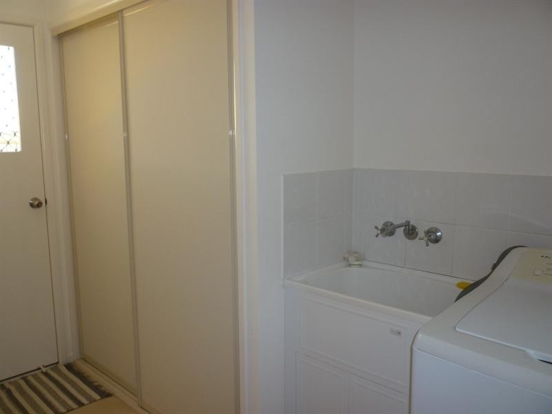 18 Jamie Street, Gracemere QLD 4702