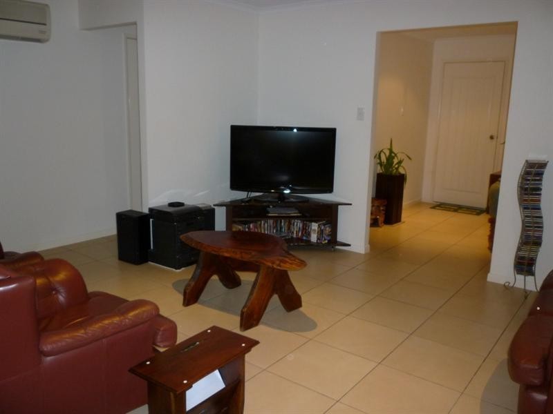 18 Jamie Street, Gracemere QLD 4702