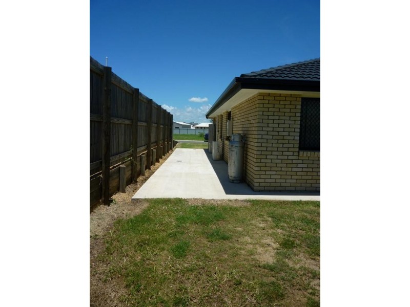 18 Jamie Street, Gracemere QLD 4702