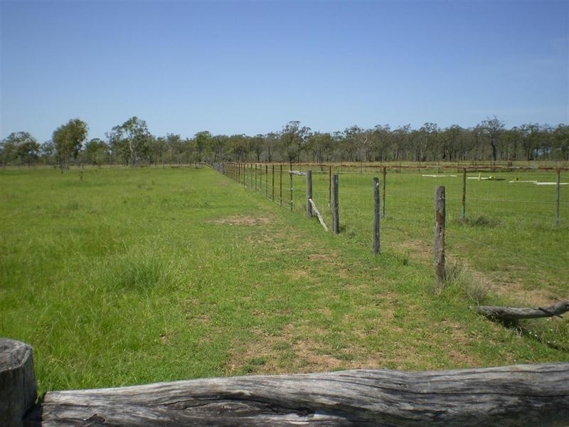 32 Rayner Road, Alton Downs QLD 4702