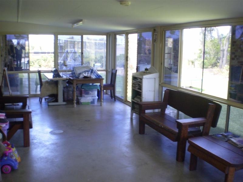 32 Rayner Road, Alton Downs QLD 4702