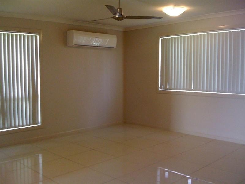 16 Maree Crescent, Gracemere QLD 4702