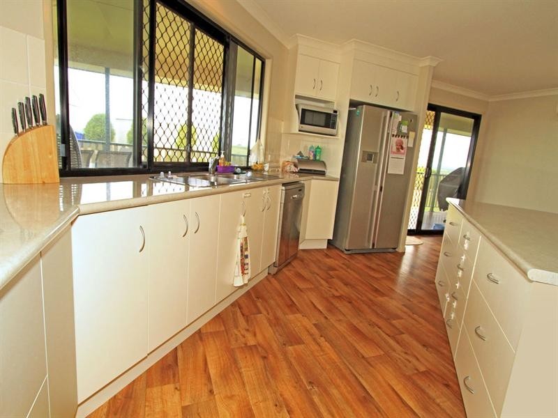 119 McKenzie Road, Alton Downs QLD 4702