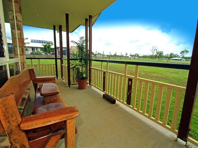 86 Elizabeth Street, Gracemere QLD 4702