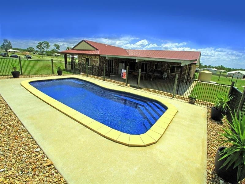 86 Elizabeth Street, Gracemere QLD 4702