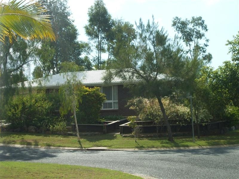 19 Gleeson Close, Gracemere QLD 4702