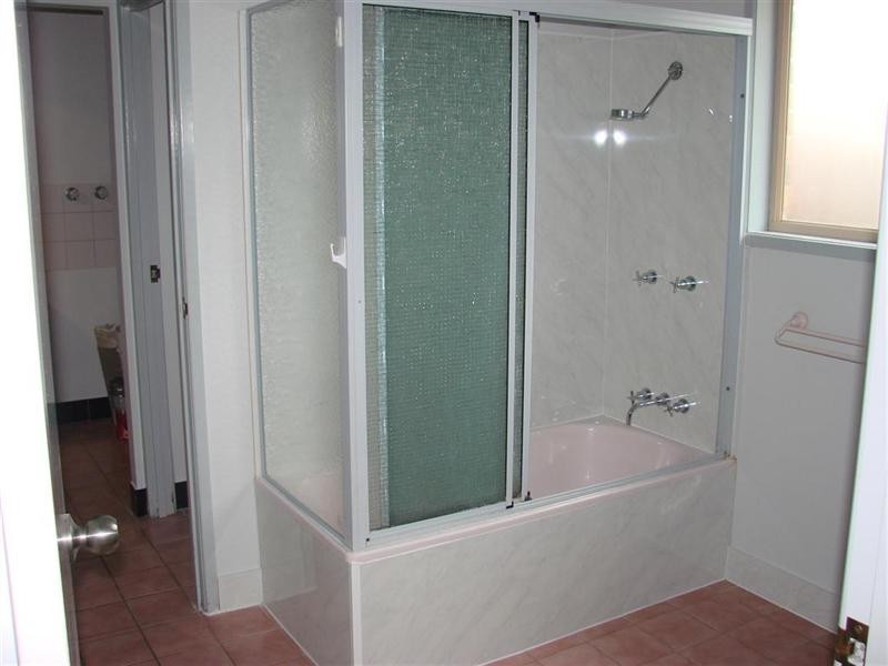 33 Labanka Crescent, Gracemere QLD 4702