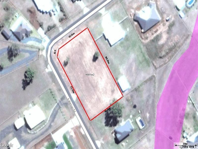 14 Robertson Road, Gracemere QLD 4702