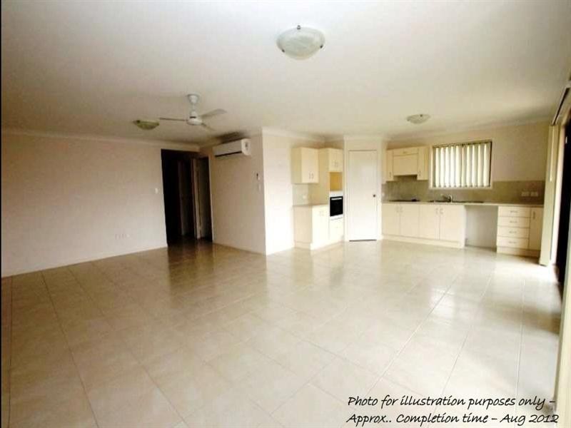 Unit 2/4 Mallet Close, Gracemere QLD 4702