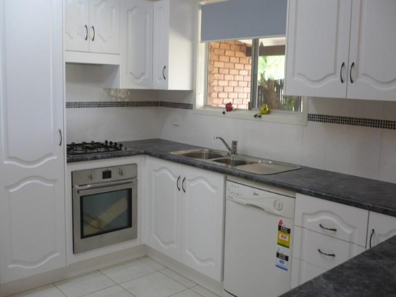 124 Macquarie Street, Gracemere QLD 4702