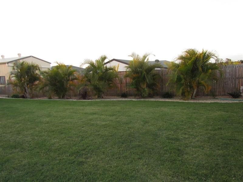 8 Breakspear Street, Gracemere QLD 4702