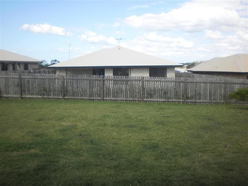 3 Riley Drive, Gracemere QLD 4702