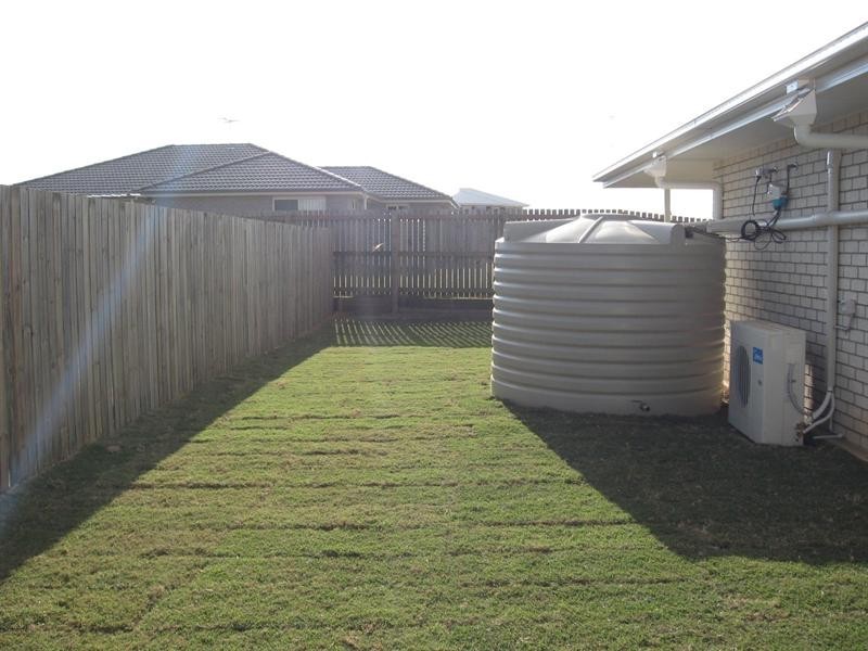 22 Chatterton Boulevard, Gracemere QLD 4702