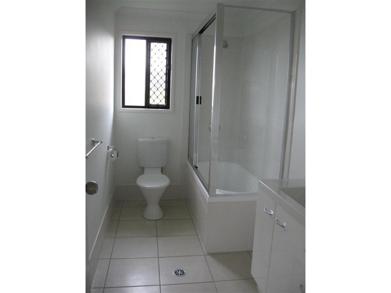 13 Viney Street, Gracemere QLD 4702