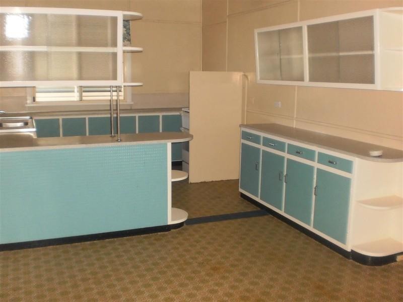 19 Arthur Street, Gracemere QLD 4702