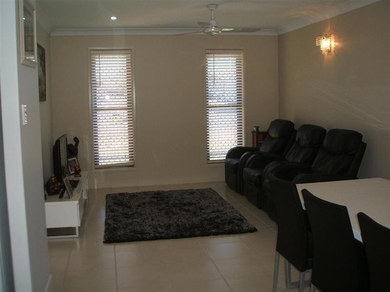 36 Broadhurst Drive, Gracemere QLD 4702