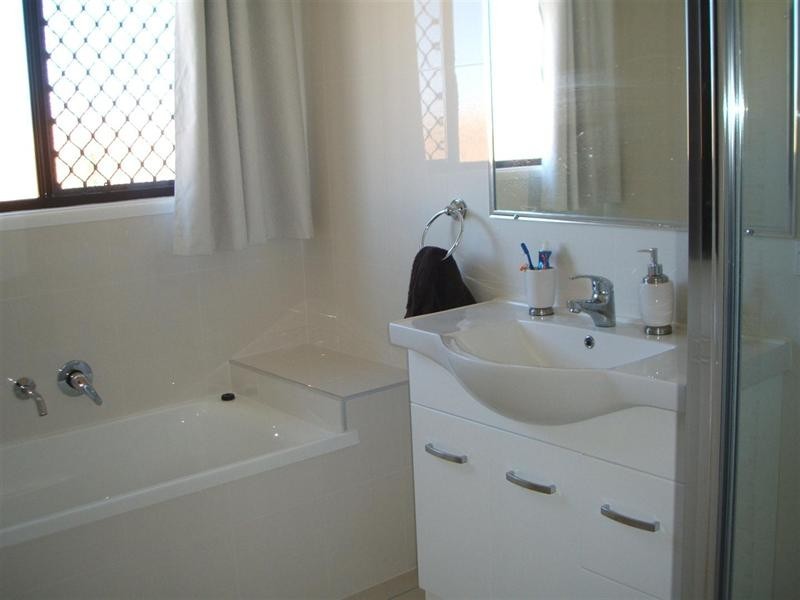 36 Broadhurst Drive, Gracemere QLD 4702