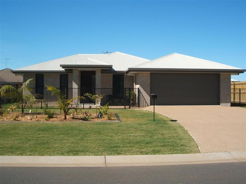 36 Broadhurst Drive, Gracemere QLD 4702