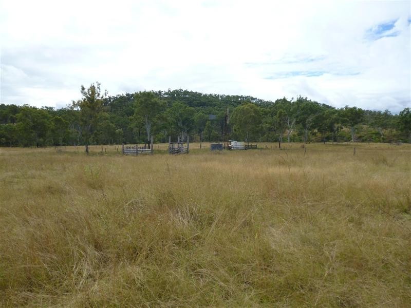 585 Oakey Creek Road, Boulder Creek QLD 4714