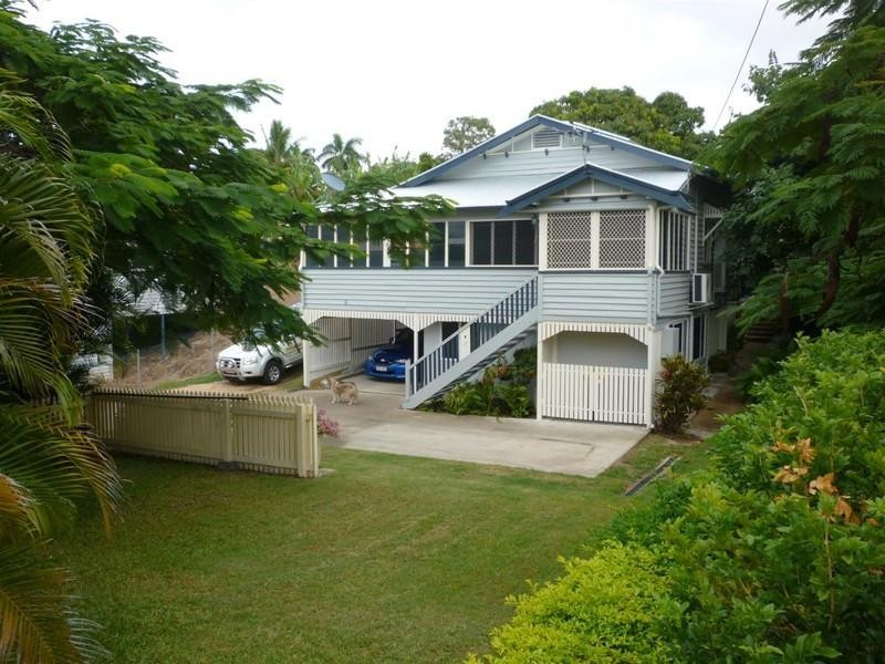 6 Kellow Street, The Range QLD 4700