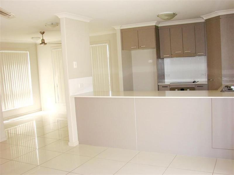 4 Tawarra Crescent, Gracemere QLD 4702