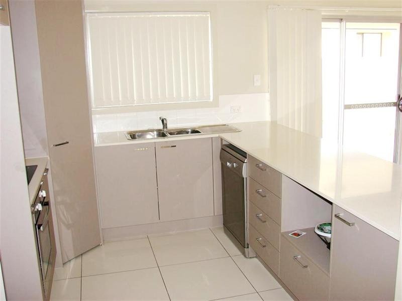 4 Tawarra Crescent, Gracemere QLD 4702