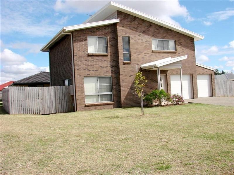 4 Tawarra Crescent, Gracemere QLD 4702
