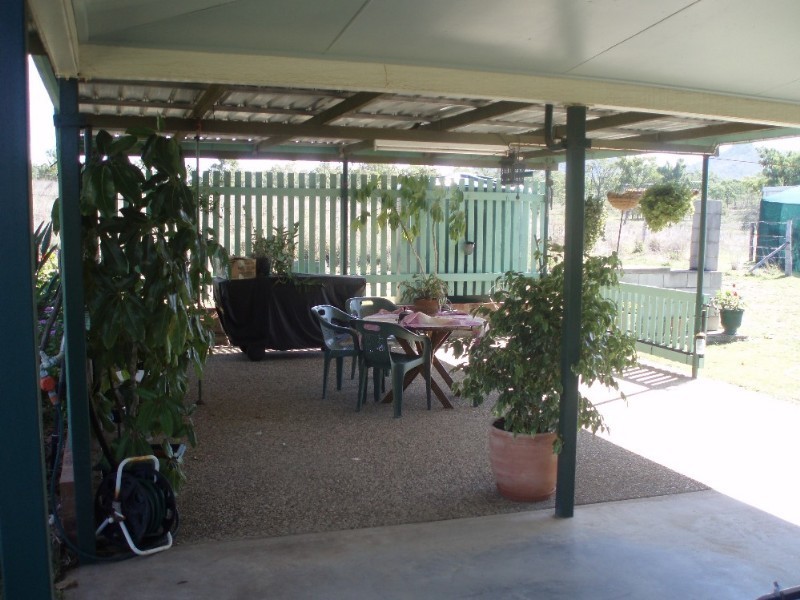 45 Hume Road, Kabra QLD 4702