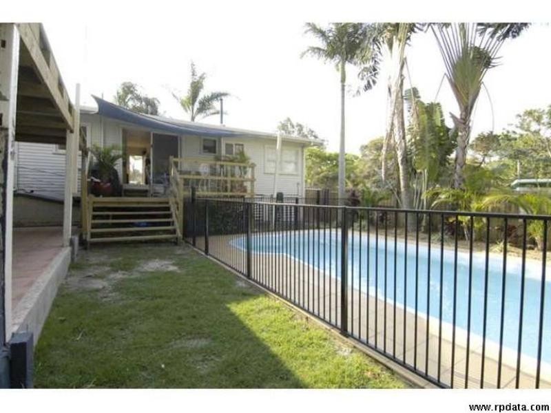 32 Alicia Street, Southport QLD 4215