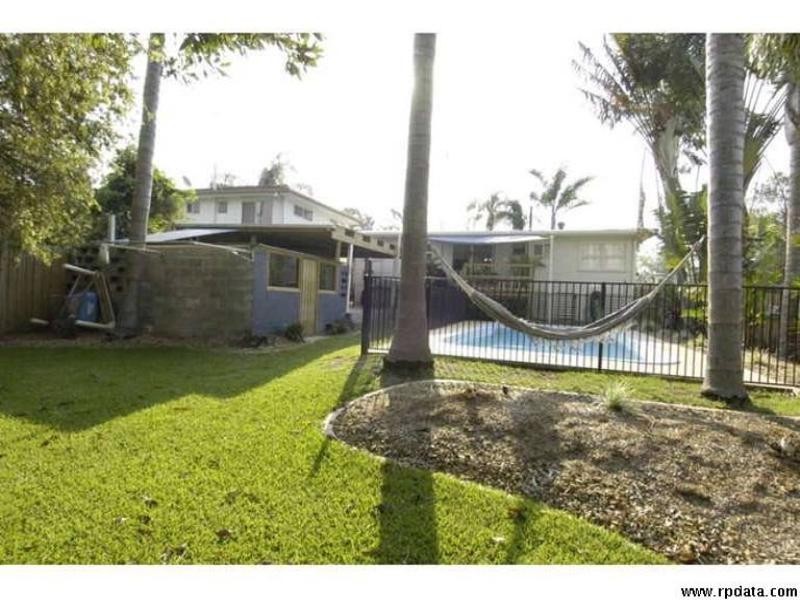 32 Alicia Street, Southport QLD 4215