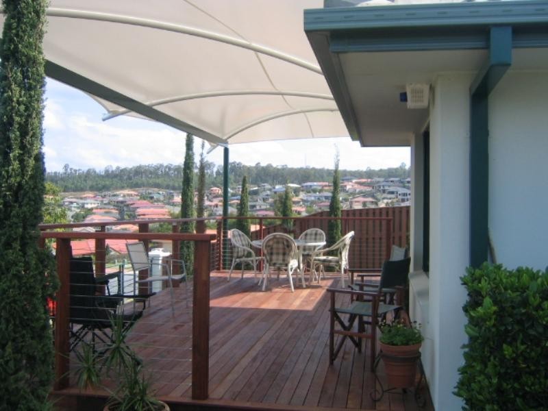 9 Penrhyn Street, Pacific Pines QLD 4211