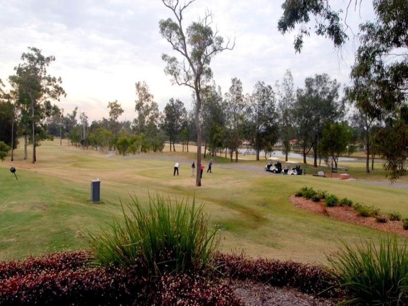 76 Chichester Drive, Arundel QLD 4214