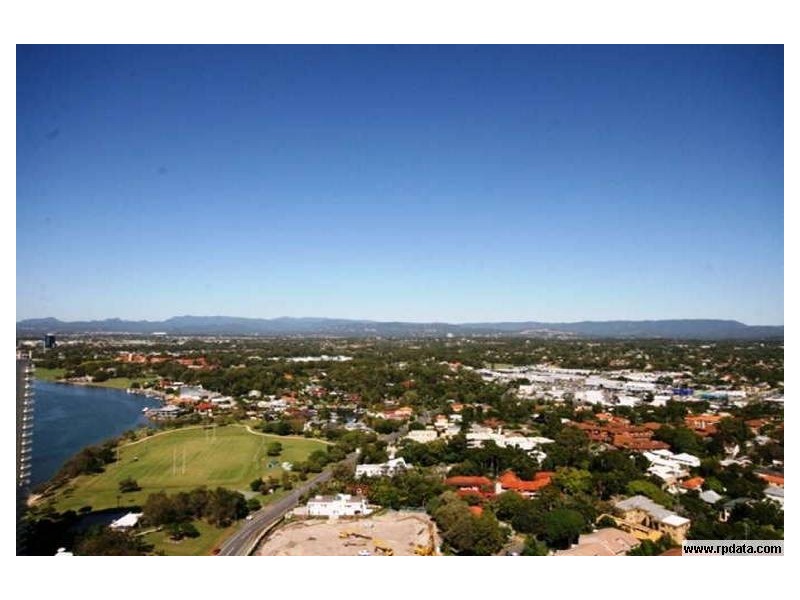 705/4 Como Crescent, Southport QLD 4215
