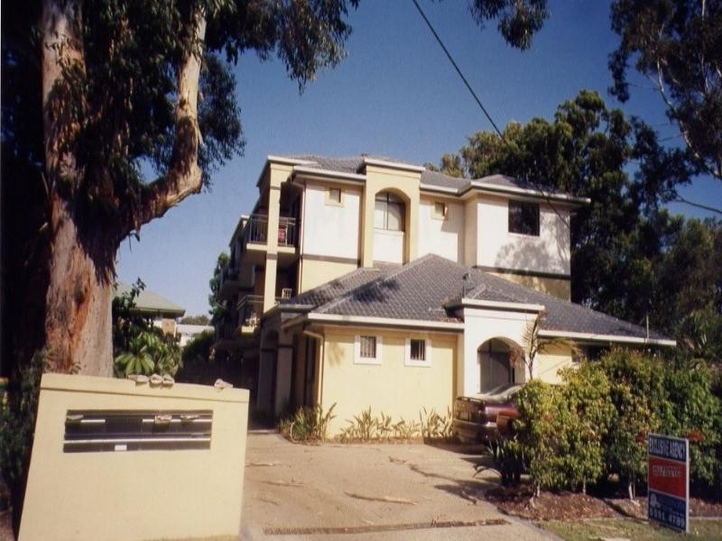 4/129 Muir Street, Labrador QLD 4215