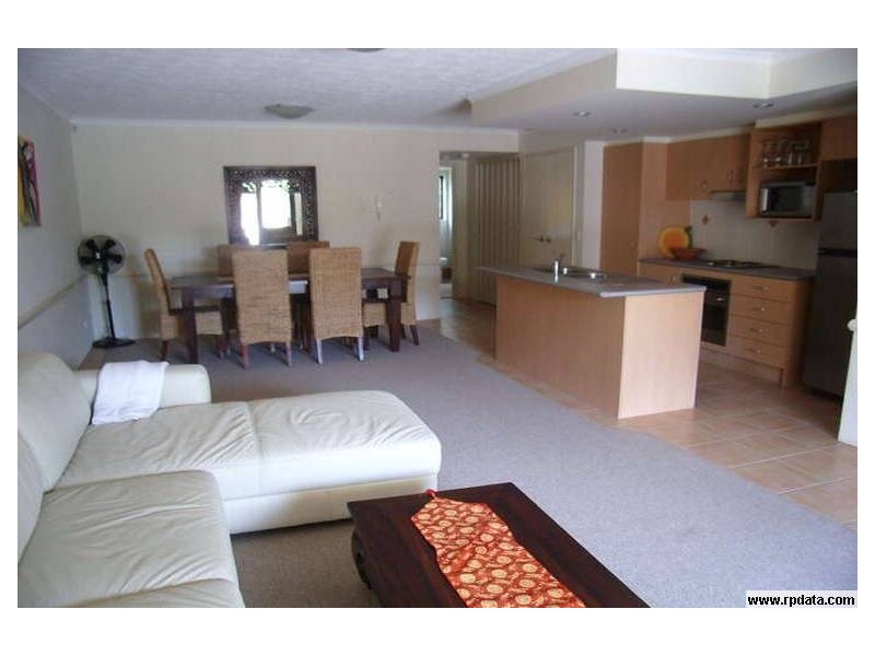 8-10 Lloyd Street, Southport QLD 4215