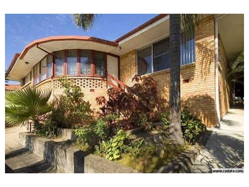 58 Hollywell Road, Biggera Waters QLD 4216