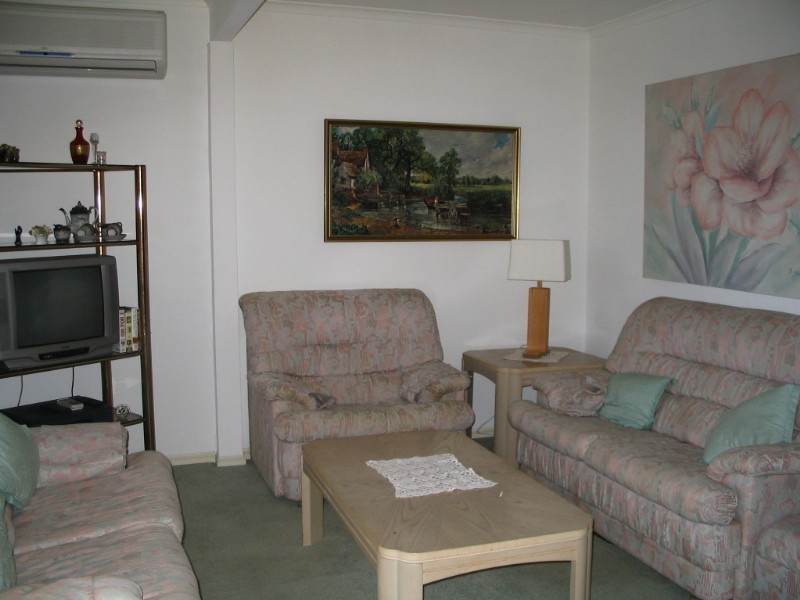 30/63 Olsen Avenue, Labrador QLD 4215